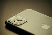 iPhone 18 Pro Max 影像大升級：可變光圈＋超大光圈長焦